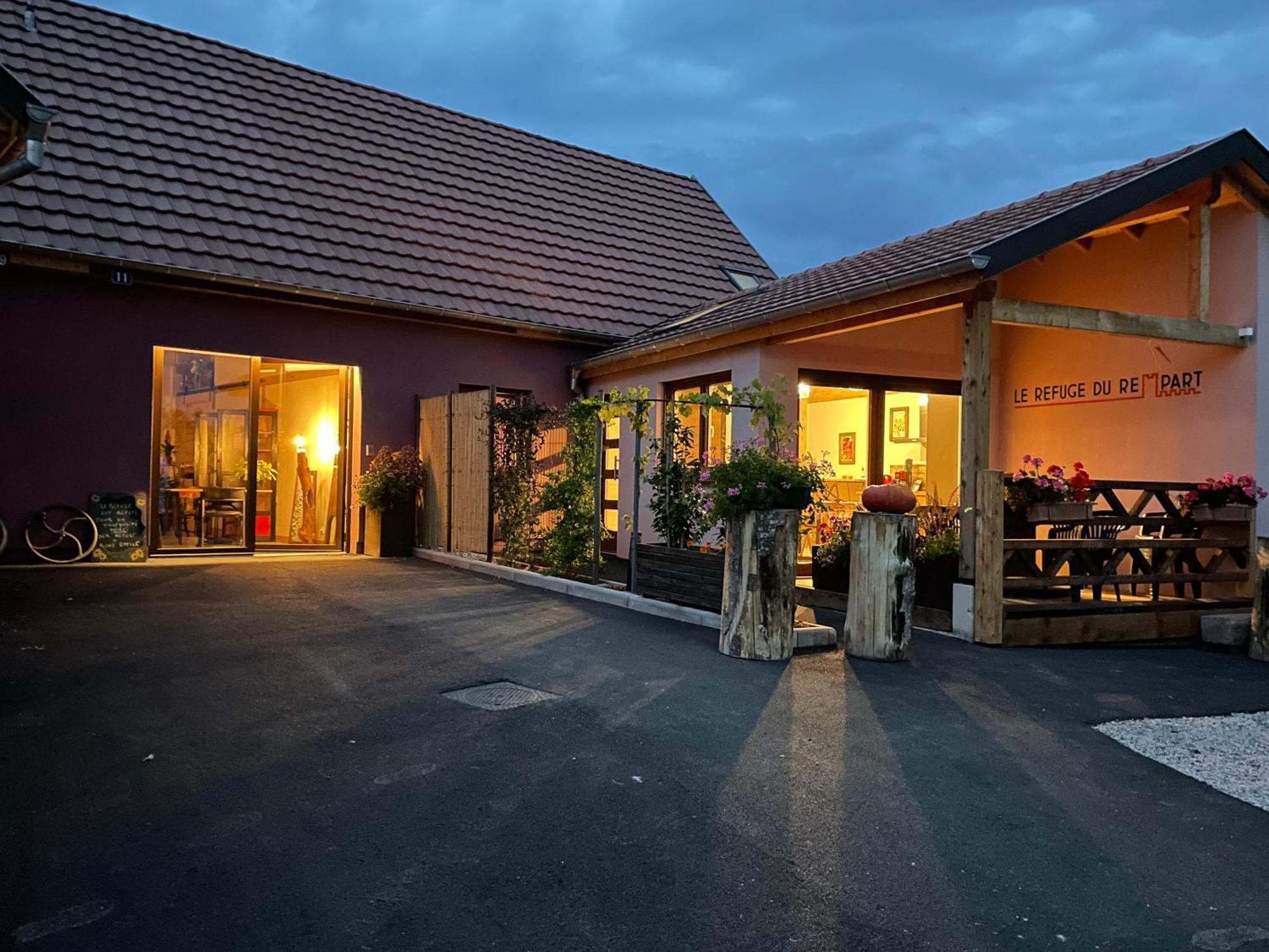Le Refuge Du Rempart Hotel ดอมแบค-ลา-วิลล์ ห้อง รูปภาพ